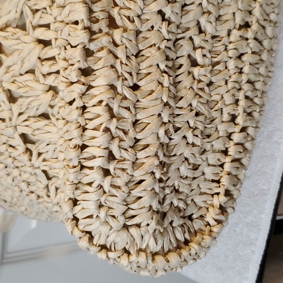 Anna & Elle Straw Handbag tote/ beach bag. NWT - Picture 5 of 6